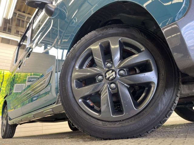 �y����14�C���`�A���~�z�C�[���z�O�ςɃ}�b�`���������A���~�z�C�[���𑕒����Ă���܂��B�e��ЊO�A���~�z�C�[����A�X�^�b�h���X�^�C�����戵�����Ă���܂��B���񂲑��k����������