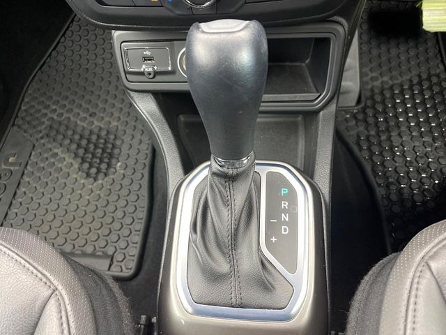 ��MT���[�h�t��AT:�ʏ�͎����ł����Ȃ���ϑ�(�M�A�`�F���W)���h���C�o�[�̑���ɂ���ĈӐ}�I�ɕς�����V�X�e���ł��B����w���i�̃h���C�u�����y���݂��������܂�!