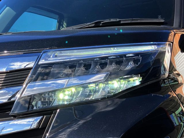 �yLED�w�b�h���C�g�z���V����ԑ��s�����ǍD�Ȏ��E���m�ۂ����S���ĉ^�]�ł��鍂�P�xLED�w�b�h���C�g�𑕔�!�_�����x�������A����d�͂��}�����Ă��܂��B