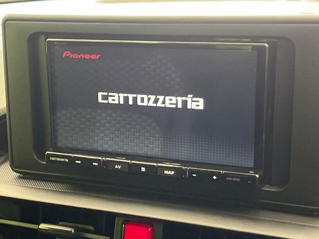 �y�i�r�Q�[�V�����z�g���₷���i�r�ŖړI�n�܂ł�������ē����Ă���܂��B�e��I�[�f�B�I�Đ��@�\���[�����Ă���A���Ԃ̉^�]������Ɋy�����Ȃ�܂�!!