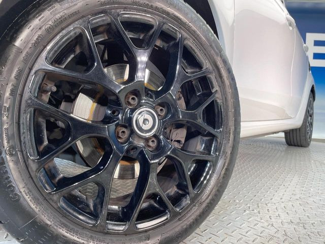 ������16�C���`�A���~�z�C�[��:�A���ԂȂ�ł͂̑�z����������x����z�C�[���Ƒ����ł�!���{�Ԃ̑���Ɋ���Ă�����ɂ����Б̊����Ē��������قǁA�������x���ł܂Ƃ܂��Ă��܂�!