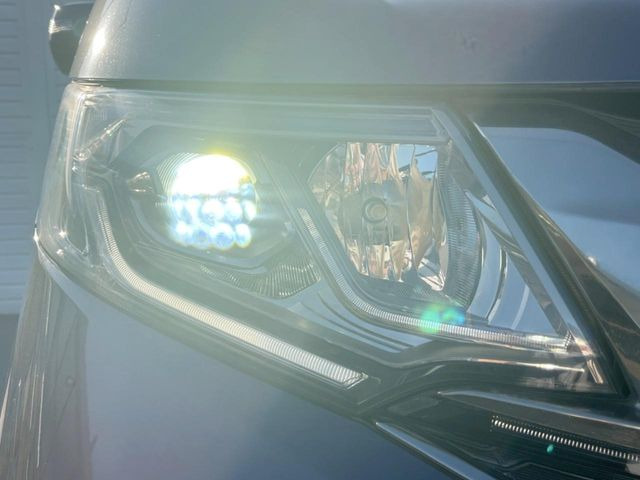 �yLED�w�b�h���C�g�z���V����ԑ��s�����ǍD�Ȏ��E���m�ۂ����S���ĉ^�]�ł��鍂�P�xLED�w�b�h���C�g�𑕔�!�_�����x�������A����d�͂��}�����Ă��܂��B