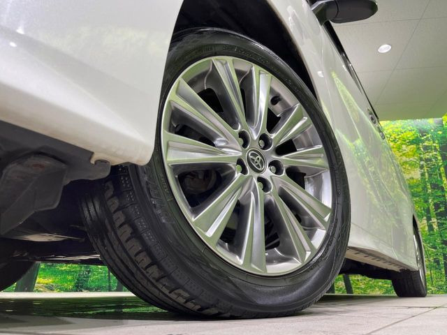 �y����18�C���`�A���~�z�C�[���z�O�ςɃ}�b�`���������A���~�z�C�[���𑕒����Ă���܂��B�e��ЊO�A���~�z�C�[����A�X�^�b�h���X�^�C�����戵�����Ă���܂��B���񂲑��k����������