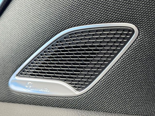 ��Burmester�T���E���h�V�X�e��:�n�C�G���h�I�[�f�B�I��僁�[�J�[����|����Ԑ�p�̃v���~�A���X�s�[�J�[�𑕔��B�����̃X�s�[�J�[����A���̗������܂ŕ����鍂�i���ȉ��y�����y���݂��������܂��B