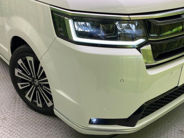 �yLED�w�b�h���C�g�z���V����ԑ��s�����ǍD�Ȏ��E���m�ۂ����S���ĉ^�]�ł��鍂�P�xLED�w�b�h���C�g�𑕔�!�_�����x�������A����d�͂��}�����Ă��܂��B