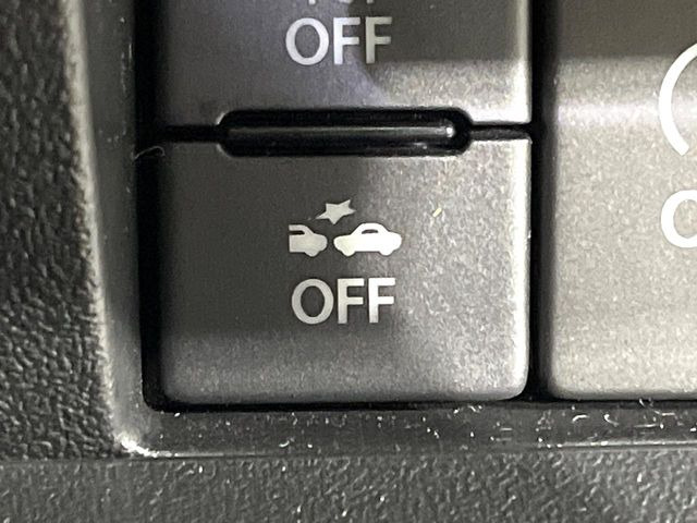 �y�X�Y�L �Z�[�t�e�B�T�|�[�g�z���s���ɑO���̎ԗ�����F�����A�Փ˂������Ȏ��͌x��ƃu���[�L�ŏՓˉ���Ɣ�Q�y�����A�V�X�g�B�����S�Ƀh���C�u�����y���݂��������܂��B