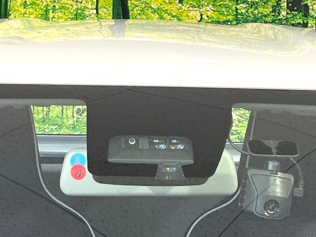 �y�X�Y�L �Z�[�t�e�B�T�|�[�g�z���s���ɑO���̎ԗ�����F�����A�Փ˂������Ȏ��͌x��ƃu���[�L�ŏՓˉ���Ɣ�Q�y�����A�V�X�g�B�����S�Ƀh���C�u�����y���݂��������܂��B