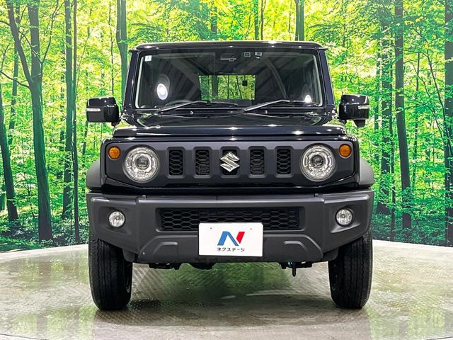 ��D�]�𒸂��Ă���܂��{�f�B�R�[�g���D�]��t���B�������x�̃K���X�疌�ŝ����͂������A�㎿�ȃc���E����������B���O����_���J�����؂Ȉ��Ԃ�ی삵�A�F�����E�򉻂�h�~�B