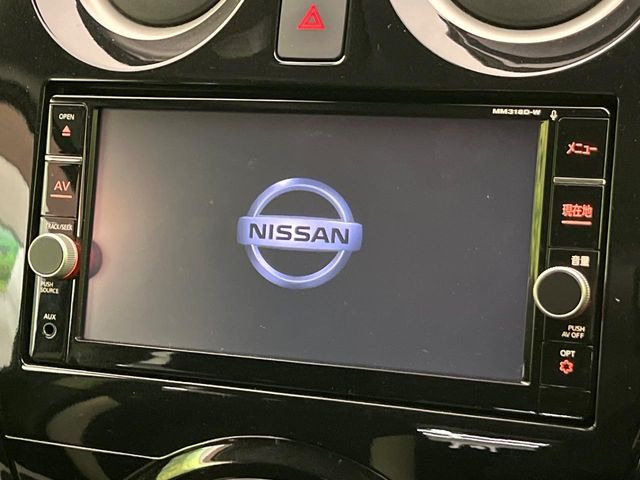 �y�����i�r�z�l�C�̏����i�r�𑕔����Ă���܂��B�i�r�̎g���₷���͂������A�I�[�f�B�I�@�\���[��!�L�����v�◷�s�͂������A�ʋ΂┃�����ȂǕ��i�̃h���C�u���y�����Ȃ�͂���