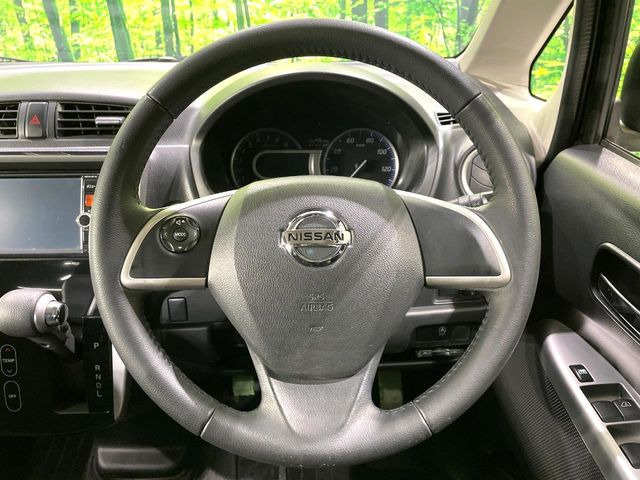 �y�����v�����X�e�A�����O�z�㎿�Ȋv���g�p���邱�ƂŁA��ɂ����������݂ƂĂ��^�]���₷���n���h���ł���