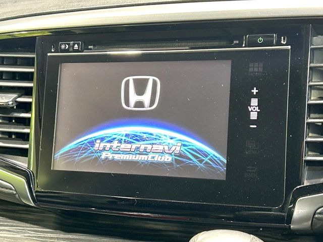 �y���[�J�[�����i�r�z�C���e���A�ɗn�����ރX�^�C���b�V���ȁu��p�݌v�v���[�J�[�i�r�𑕔��􎋔F���⑀�쐫�ȂǊ�{���\�ɂ��D��A���㎿�ȃJ�[���C�t�����y���݂��������܂��B