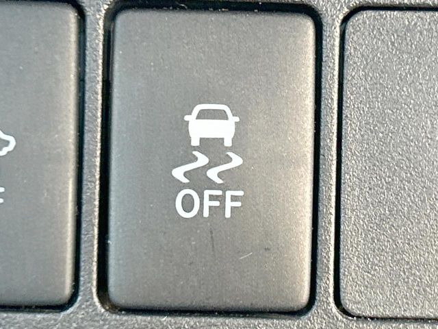 �y������h�~���u�z�ԗ��̉���������m����ƁA�����I�Ɏԗ��̐i�s������ۂ悤�Ɏԗ��𐧌䂵�܂��B�J�̓��ȂǊ���₷���H�ʏ󋵂ł����S�ȉ^�]���\�ł��B