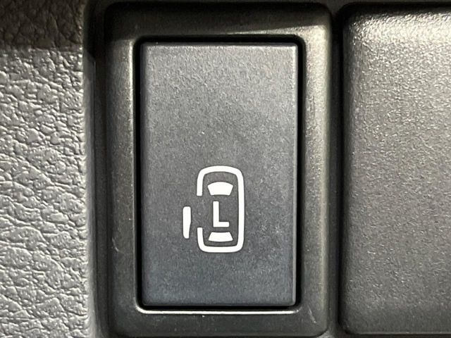 �y�p���[�X���C�h�h�A�z�X�}�[�g�L�[��^�]�Ȃ̃X�C�b�`�ŃX���C�h�h�A�̊J���\���d��������͂����ăh�A���J����K�v�������A���������q�l�ł��A�d���ו��������Ă��鎞�����N�ɊJ���߂ł��܂���