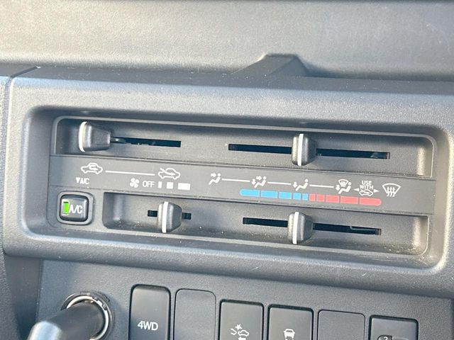 �����~�������Ă��S�Ȃɉ��K�ȋ󒲂�͂��Ă����A�_�C�������G�A�R���𑕔���