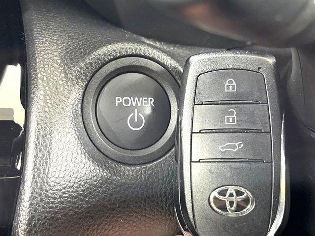 �y�X�}�[�g�L�[�z�J�o����|�P�b�g�ɓ��ꂽ�܂܂ł��h�A�̎{���E�������\�ȃX�}�[�g�L�[�𑕔��B�G���W���̃I���E�I�t�����J�M�����o���K�v����������Ƃ��Ă��֗��ł���