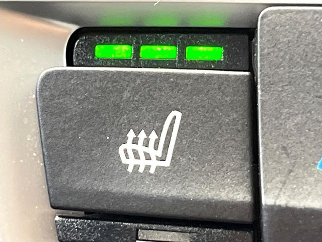 ���t�����g�V�[�g�q�[�e�B���O:�^�]�ȁE����ȋ��ɎO�i�K�Œ��߂��\�ȃV�[�g�q�[�^�[�𑕔����Ă���܂��B�G�߂��킸���K�ɂ��g�p���������܂��B