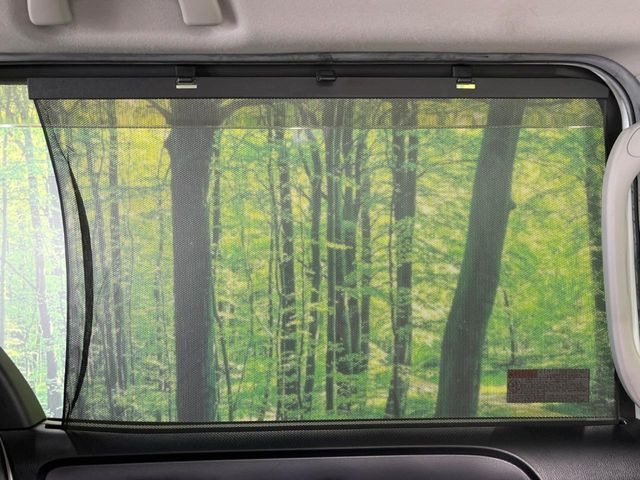 �y���[���V�F�[�h�z��������ԊO����̌���ῂ����Ƃ��ɃT�b�ƈ����o���Ďg����A���[���i�[�^�C�v�̃T���V�F�[�h�𑕔��B��Ȃɏ�������q�l���E�g�E�g�����������ȂǁA���Ђ����p����������