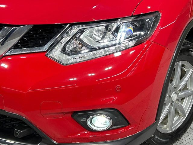 �yLED�w�b�h���C�g�z���V����ԑ��s�����ǍD�Ȏ��E���m�ۂ����S���ĉ^�]�ł��鍂�P�xLED�w�b�h���C�g�𑕔�!�_�����x�������A����d�͂��}�����Ă��܂��B