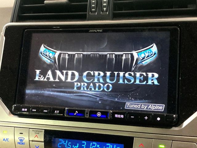 【BIG-X9インチナビ】人気の大画面BIG-Xナビを装備。専用設計で車内の雰囲気にマッチ!ナビ利用時のマップ表示は見やすく、テレビやDVDは臨場感がアップ!いつものドライブがグッと楽しくなります♪