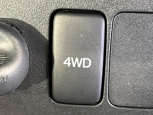 4WD�̂��Ԃł��̂ŁA�ᓹ�ł����S�ł���~��n�n��ɂ��Z�܂��̕��ȊO�ɂ��A�E�B���^�[�X�|�[�c����̕���~��n��֋A�Ȃ����@�������ɂ���������!