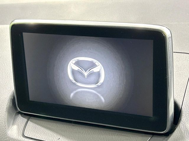 �y�����i�r�z�l�C�̏����i�r�𑕔����Ă���܂��B�i�r�̎g���₷���͂������A�I�[�f�B�I�@�\���[��!�L�����v�◷�s�͂������A�ʋ΂┃�����ȂǕ��i�̃h���C�u���y�����Ȃ�͂���