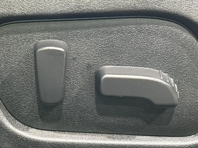 �y�p���[�V�[�g�z�X�C�b�`��ŊȒP�ɃV�[�g�̔��������\!�d��������͂�����܂���!���K�ȃV�[�g�|�W�V�����ɃZ�b�g���āA���K�ȃh���C�u�����y���݂��������B