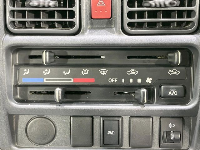 �����~�������Ă��S�Ȃɉ��K�ȋ󒲂�͂��Ă����A�_�C�������G�A�R���𑕔���