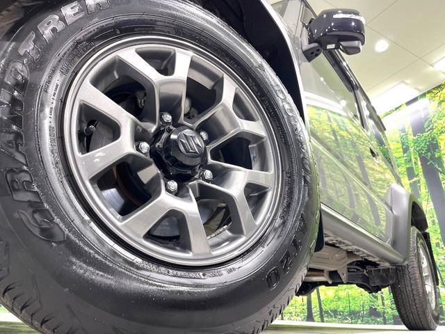 �y����15�C���`�A���~�z�C�[���z�O�ςɃ}�b�`���������A���~�z�C�[���𑕒����Ă���܂��B�e��ЊO�A���~�z�C�[����A�X�^�b�h���X�^�C�����戵�����Ă���܂��B���񂲑��k����������