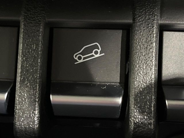 �y�_�E���q���A�V�X�g�z�}�ȍ⓹������Ƃ��Ɏ����Ńu���[�L�𐧌�A���̒ᑬ�x��ۂ��܂��B�ᓹ�∫�H�ȂǊ���₷���H�ʂ̉����ł��^�C�������b�N���Ȃ�������S!�n���h������ɏW���ł��܂�!