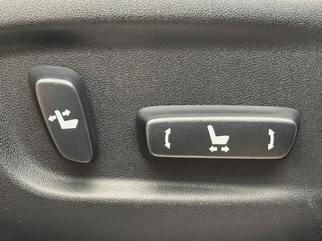 �y�p���[�V�[�g�z�X�C�b�`��ŊȒP�ɃV�[�g�̔��������\!�d��������͂�����܂���!���K�ȃV�[�g�|�W�V�����ɃZ�b�g���āA���K�ȃh���C�u�����y���݂��������B