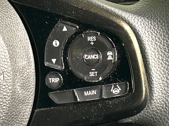 �y�A�_�v�e�B�u�N���[�Y�R���g���[���z�������H�ł̒��������s���y��!!�����ő��x��ۂN���[�Y�R���g���[�����A�Փˌy���V�X�e���ƘA�g���A�O���̎ԗ������m���ĎԊԂ�ۂ悤�ɑ��x���߂��Ă���܂�!!