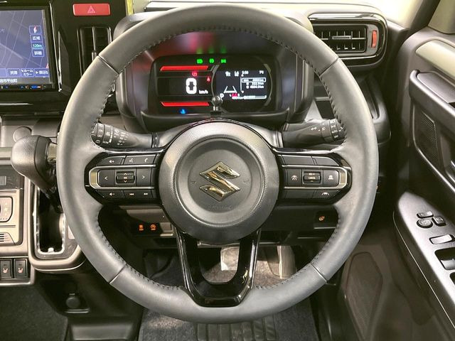 �y�����v�����X�e�A�����O�z�㎿�Ȋv���g�p���邱�ƂŁA��ɂ����������݂ƂĂ��^�]���₷���n���h���ł���