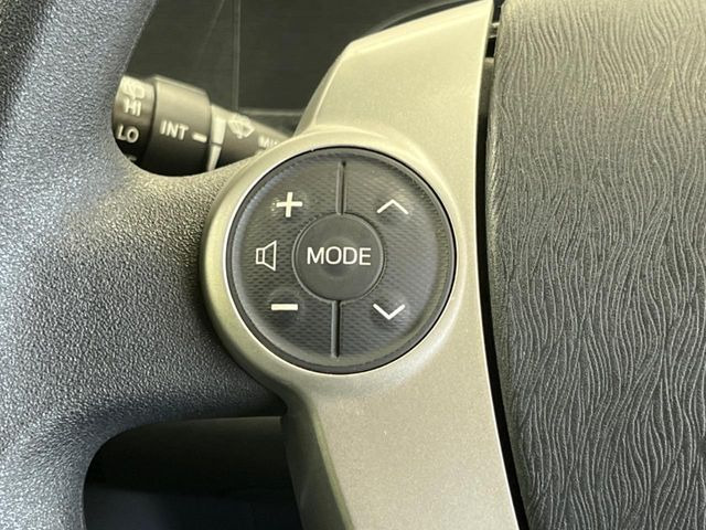 �y�X�e�A�����O�X�C�b�`�z�^�]���A�O������ڐ������炷���ƂȂ��A�I�[�f�B�I���̑��삪�\�ȕ֗��@�\!���S&���K�ȃh���C�u�����o���Ă���܂���