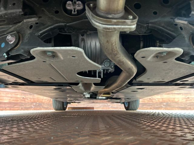 ����肪���ꂢ�Ȃ����ɁA�h�K���H�̎{�H���I�X�X���B�~��n��͂������A���ݕ��ɂ��Z���̕���A��Ń}�����E�E�B���^�[�X�|�[�c���������ɂ��D�]���������Ă���܂��B