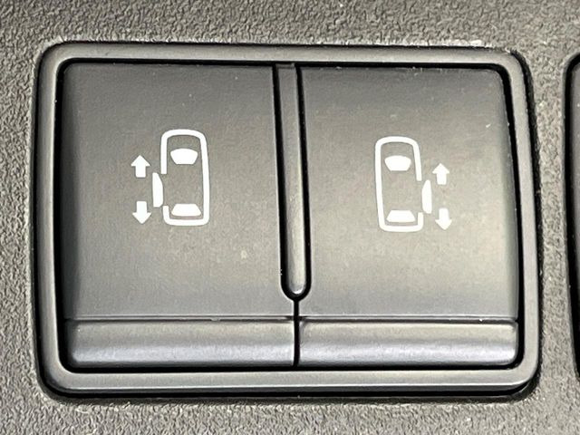 �y�����p���[�X���C�h�h�A�z�X�}�[�g�L�[��^�]�Ȃ̃X�C�b�`�Ō�ȗ����X���C�h�h�A�̊J���\���d��������͂����ăh�A���J����K�v�������A�����Ȃ��q�l�ł��ȒP�ɊJ���߂ł����K�ł���