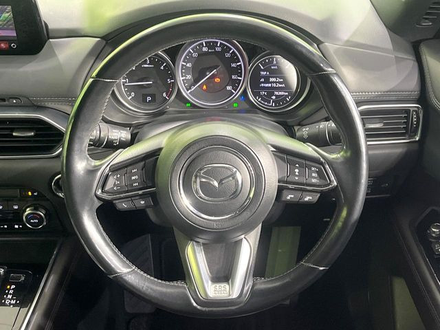 �y�����v�����X�e�A�����O�z�㎿�Ȋv���g�p���邱�ƂŁA��ɂ����������݂ƂĂ��^�]���₷���n���h���ł���