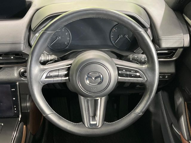 �y�����v�����X�e�A�����O�z�㎿�Ȋv���g�p���邱�ƂŁA��ɂ����������݂ƂĂ��^�]���₷���n���h���ł���