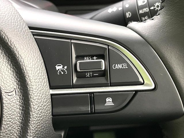 �y�N���[�Y�R���g���[���z�������H�����N���N���s�B�A�N�Z���𗣂��Ă���葬�x�ő��s���ł��A�������^�]���̕��S���y��!�����E�������ȒP�ȃX�C�b�`����Œ����ł��܂��B