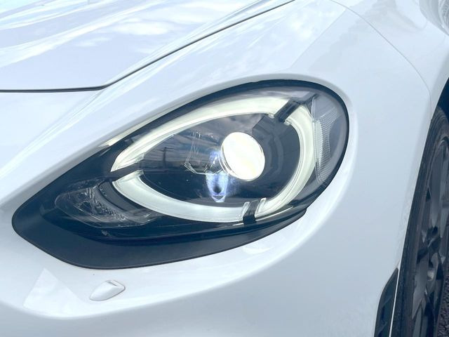 ��LED�w�b�h���C�g:��ԑ��s�����ǍD�Ȏ��E���m�ۂ����S���ĉ^�]�ł��鍂�P�xLED�w�b�h���C�g�𑕔�!�_�����x�������A����d�͂��}�����Ă��܂��B