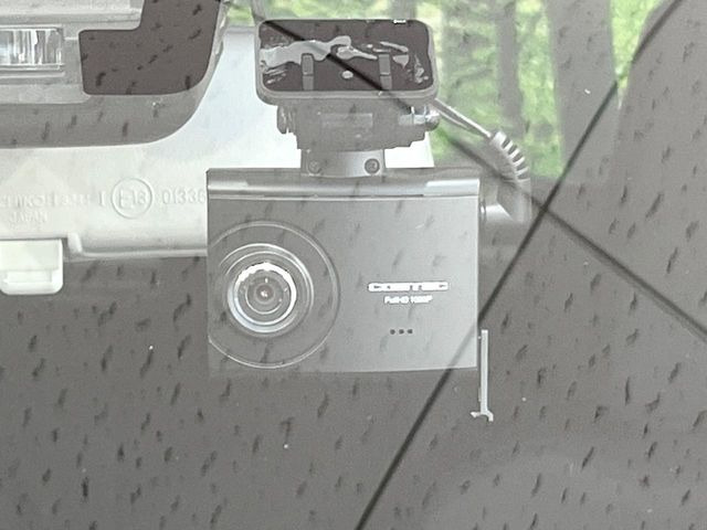 �y�h���C�u���R�[�_�[�z���S�E���S�ȃJ�[���C�t�ɕK�{�̃h���C�u���R�[�_�[�𑕔�!���s���͂������A������^�]�⎖�̂ɑ��������ۂ̏󋵂��f���ŋL�^���A����̃��X�N�ɔ����܂��B