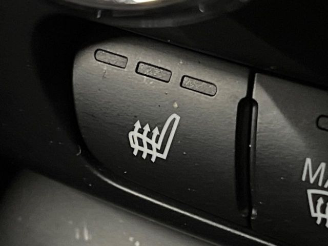 ���t�����g�V�[�g�q�[�e�B���O:�^�]�ȁE����ȋ��ɎO�i�K�Œ��߂��\�ȃV�[�g�q�[�^�[�𑕔����Ă���܂��B�G�߂��킸���K�ɂ��g�p���������܂��B