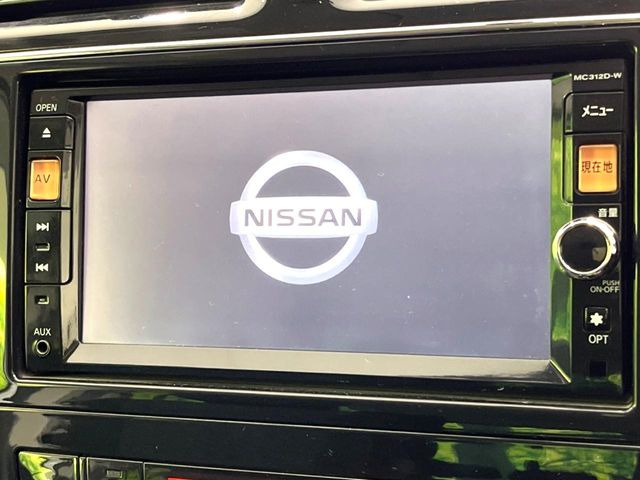 �y�����i�r�z�l�C�̏����i�r�𑕔����Ă���܂��B�i�r�̎g���₷���͂������A�I�[�f�B�I�@�\���[��!�L�����v�◷�s�͂������A�ʋ΂┃�����ȂǕ��i�̃h���C�u���y�����Ȃ�͂���