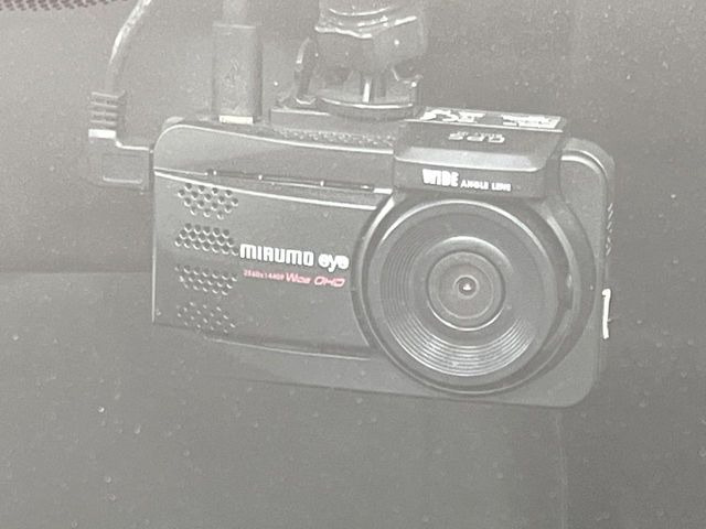 �y�h���C�u���R�[�_�[�z���S�E���S�ȃJ�[���C�t�ɕK�{�̃h���C�u���R�[�_�[�𑕔�!���s���͂������A������^�]�⎖�̂ɑ��������ۂ̏󋵂��f���ŋL�^���A����̃��X�N�ɔ����܂��B