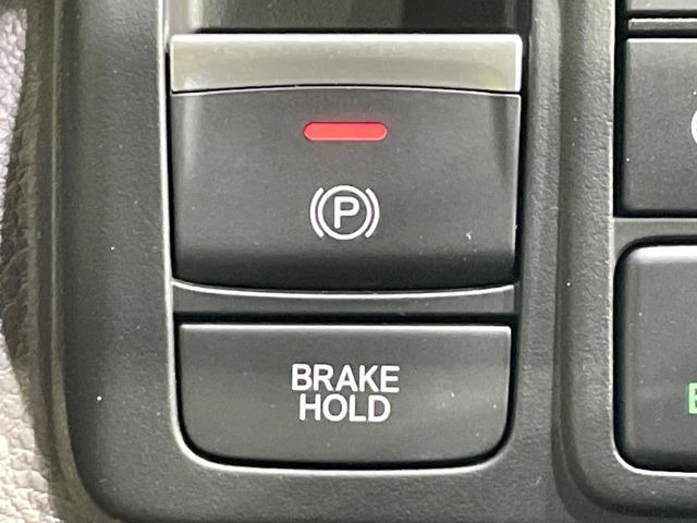 �y�d���p�[�L���O�u���[�L�z�p�[�L���O�u���[�L�͕֗��ȓd����!�{�^����ő���ł��A�A�N�Z���𓥂߂Ύ����ŉ�������܂��􃌃o�[��y�_���������̂ŉ^�]�ȉ����������肵�܂��ˁ�