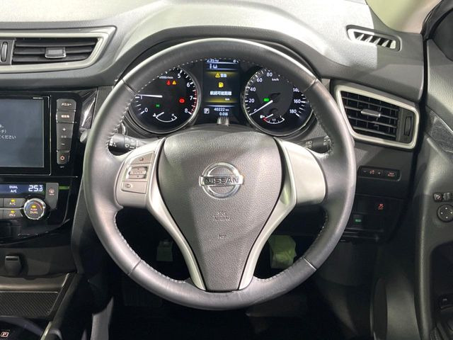 �y�����v�����X�e�A�����O�z�㎿�Ȋv���g�p���邱�ƂŁA��ɂ����������݂ƂĂ��^�]���₷���n���h���ł���