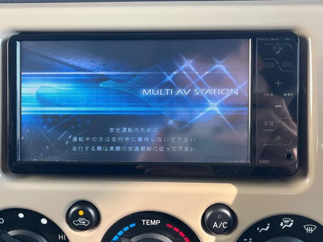 �y�����i�r�z�l�C�̏����i�r�𑕔����Ă���܂��B�i�r�̎g���₷���͂������A�I�[�f�B�I�@�\���[��!�L�����v�◷�s�͂������A�ʋ΂┃�����ȂǕ��i�̃h���C�u���y�����Ȃ�͂���