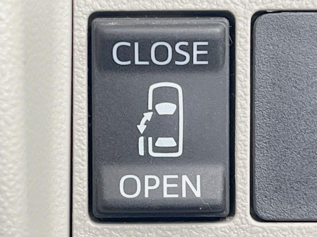 �y�p���[�X���C�h�h�A�z�X�}�[�g�L�[��^�]�Ȃ̃X�C�b�`�ŃX���C�h�h�A�̊J���\���d��������͂����ăh�A���J����K�v�������A���������q�l�ł��A�d���ו��������Ă��鎞�����N�ɊJ���߂ł��܂���