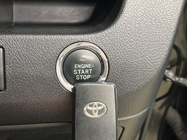 �y�X�}�[�g�L�[�z�J�o����|�P�b�g�ɓ��ꂽ�܂܂ł��h�A�̎{���E�������\�ȃX�}�[�g�L�[�𑕔��B�G���W���̃I���E�I�t�����J�M�����o���K�v����������Ƃ��Ă��֗��ł���