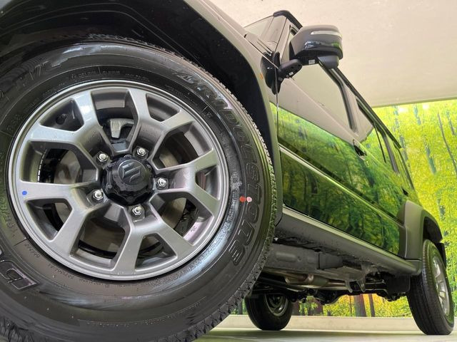 �y����15�C���`�A���~�z�C�[���z�O�ςɃ}�b�`���������A���~�z�C�[���𑕒����Ă���܂��B�e��ЊO�A���~�z�C�[����A�X�^�b�h���X�^�C�����戵�����Ă���܂��B���񂲑��k����������