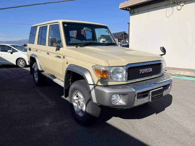 ランドクルーザー704.0 4WD